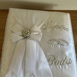 Wedding Silver Satin Album 12x 11 Inc