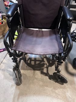 Folding Transport Wheelchair with Armrests