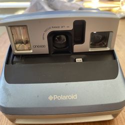 Blue Vintage Polaroid 600 Working