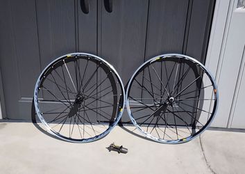 700C Mavic Ksyrium SSC/Elite 11 speed hub wheelset QR Rim Brake