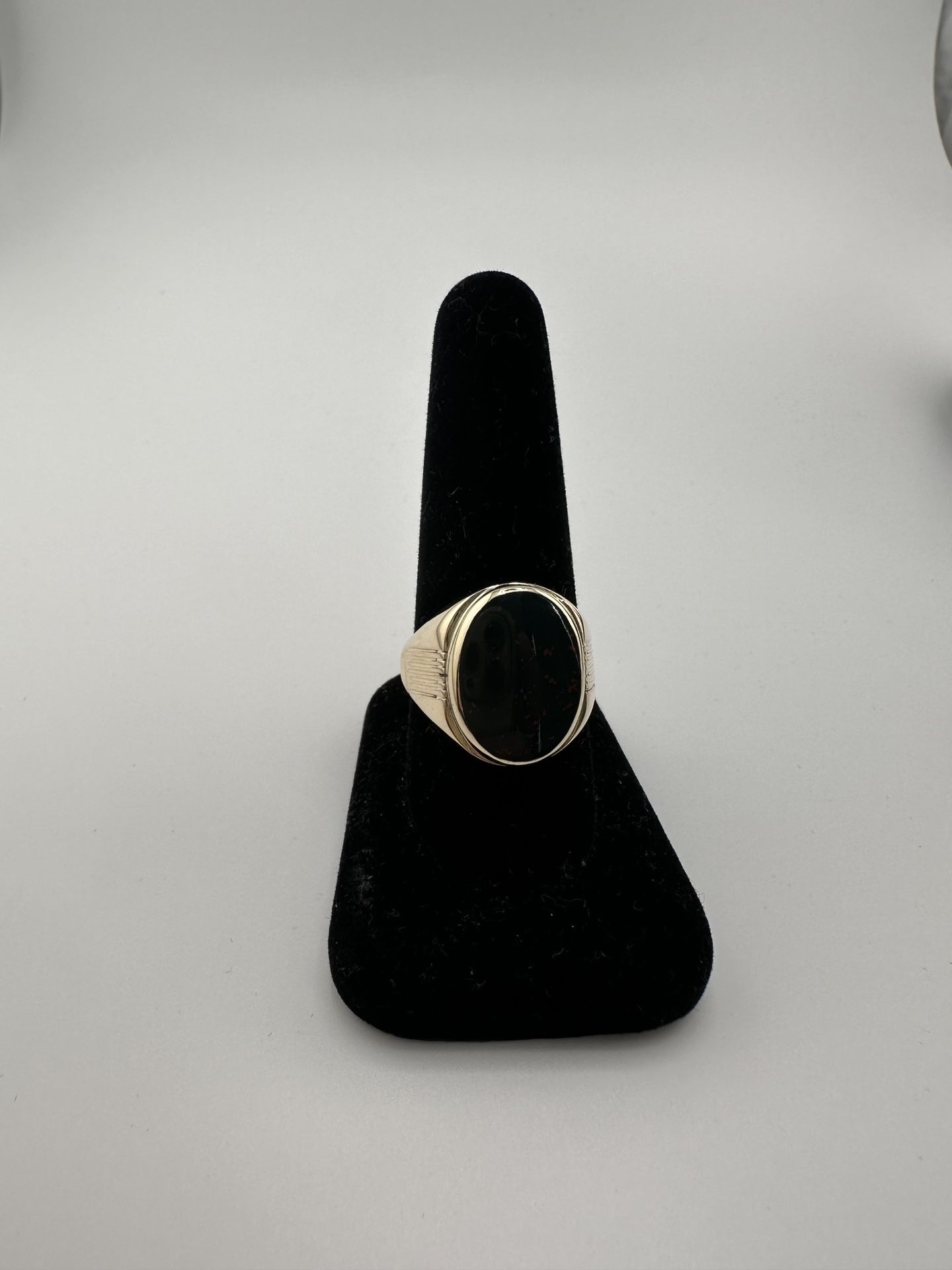 Black Enamel Ring Mounted In 10k Gold