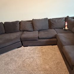 Large Sectional Couch – Super Comfortable, Great Condition