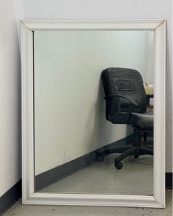 Mirror. 32x42. $30