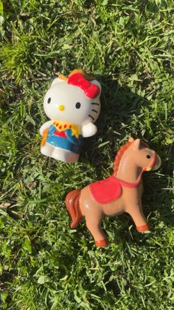 Hello Kitty Cowboy Salt And Pepper Shakers 
