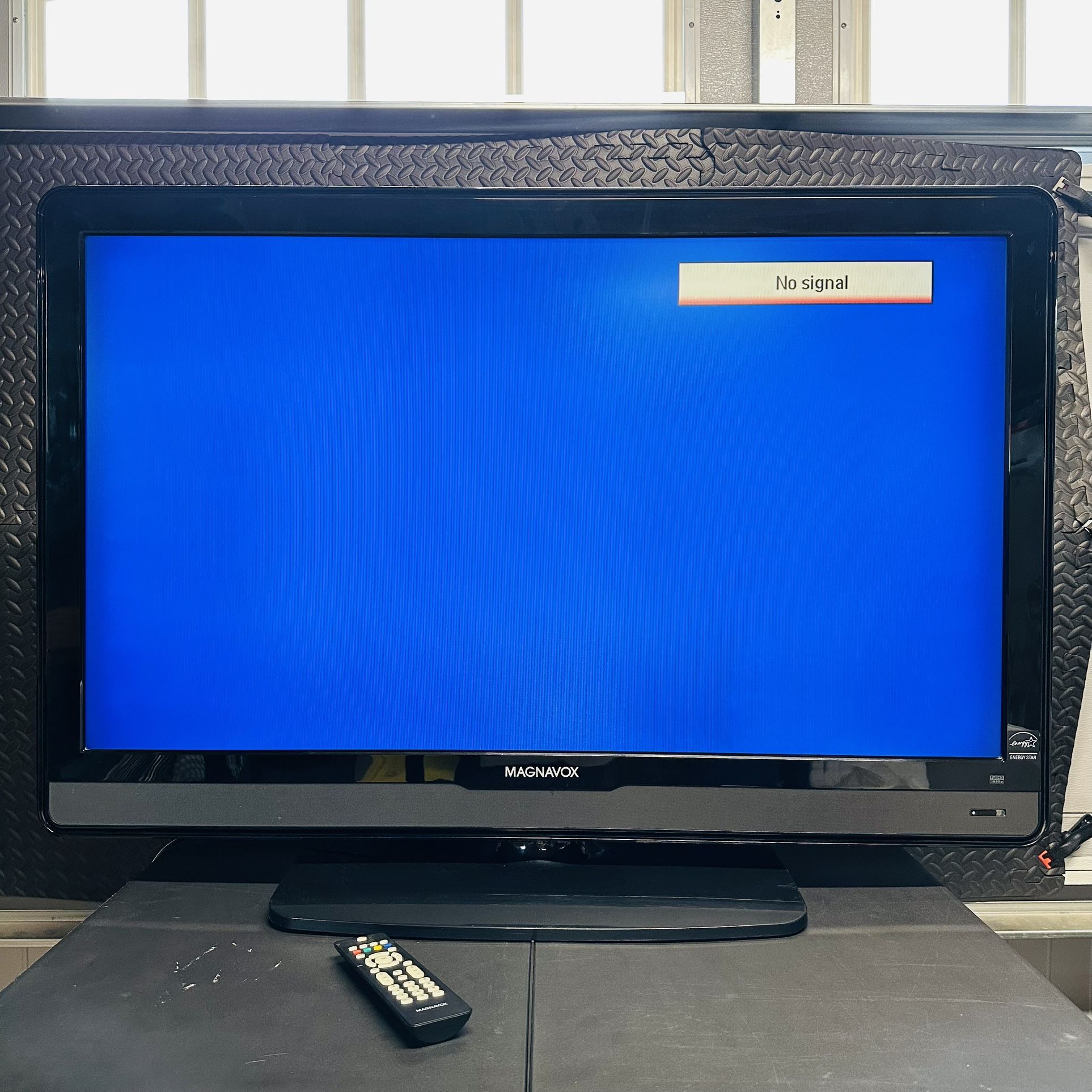 Magnavox 42 Inch Flat Screen LCD 1080p HD W/ Remote