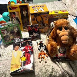 Lot of 10 Vintage Toys & Collectibles