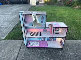 Free LOL house