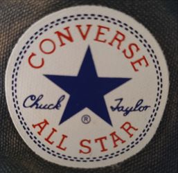 ///Men's High Top Converse 9.5 - Like New\\\