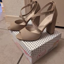 High Heels Size 6