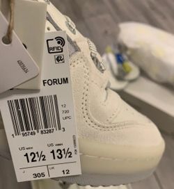 Bad Bunny x Forum Buckle Low Last Forum