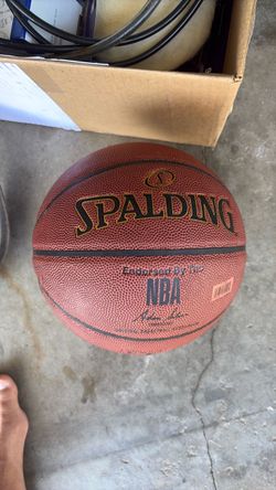Spalding 28.5 Basketball