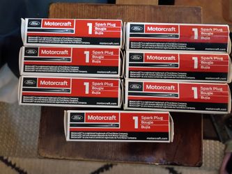 Motorcraft Ford Spark Plugs – Set of 7