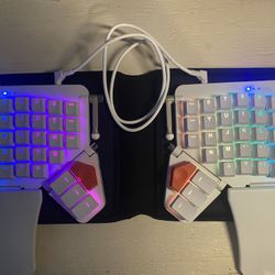 ZSA Moonlander MK. 1