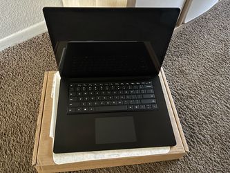Microsoft Surface Laptop 5 i7 32GB RAM 1TB SSD Matte Black 15” Screen Size Model – Open Box / Like New