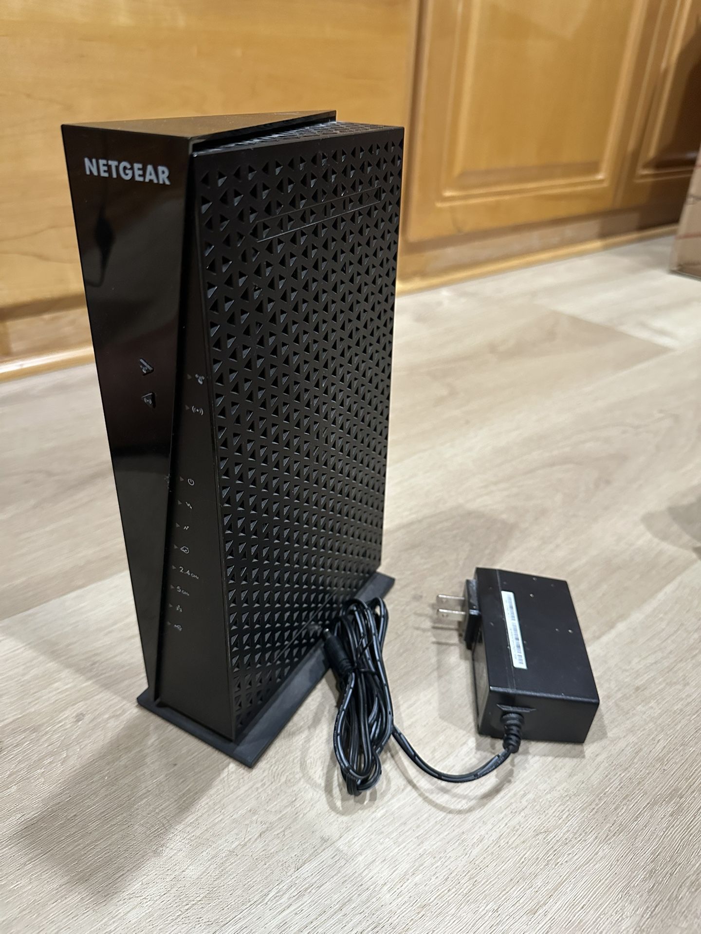 NETGEAR Cable Modem WiFi Router Combo C6300 | Compatible with Providers Xfinity by Comcast, Spectrum, Cox | Plans Up to 400Mbps | AC1750 WiFi Speed |