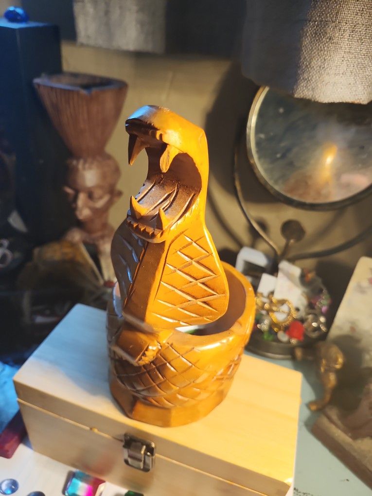 Wood Skake Bowl Hand Carved U Pick Up