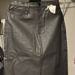 a.n.a Black Midi Skirt