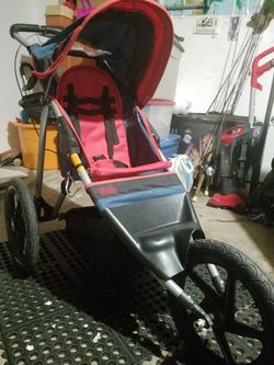 Jogging stroller..Paid $150 For it