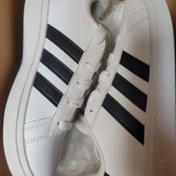 Adidas Size 12 Kids