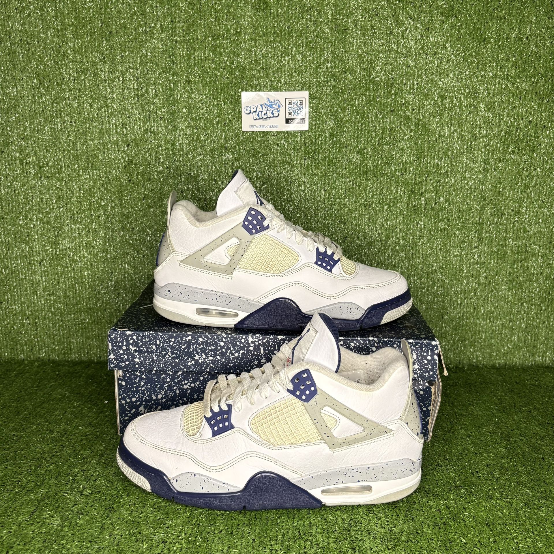 Size 9M - Jordan 4 “Midnight Navy”