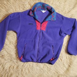RARE/VTG 80's Columbia SPORTSWEAR Women's Fleece Jacket Sz L Made in USA. Odor and stain free please see pictures 