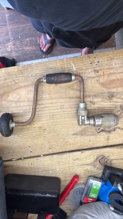 Hand drill