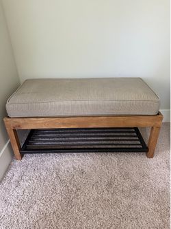Pottery barn show bench with seat cushion