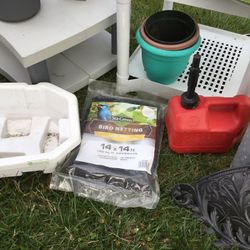 So Many Items  For Garden, This Is The Season 