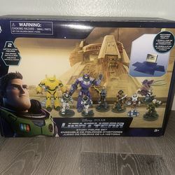 Disney Lightyear Story Figure Set
