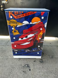 Cars dresser available in different cartoon