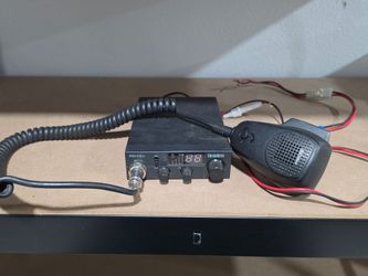 Uniden PRO510XL Mobile CB Radio.
