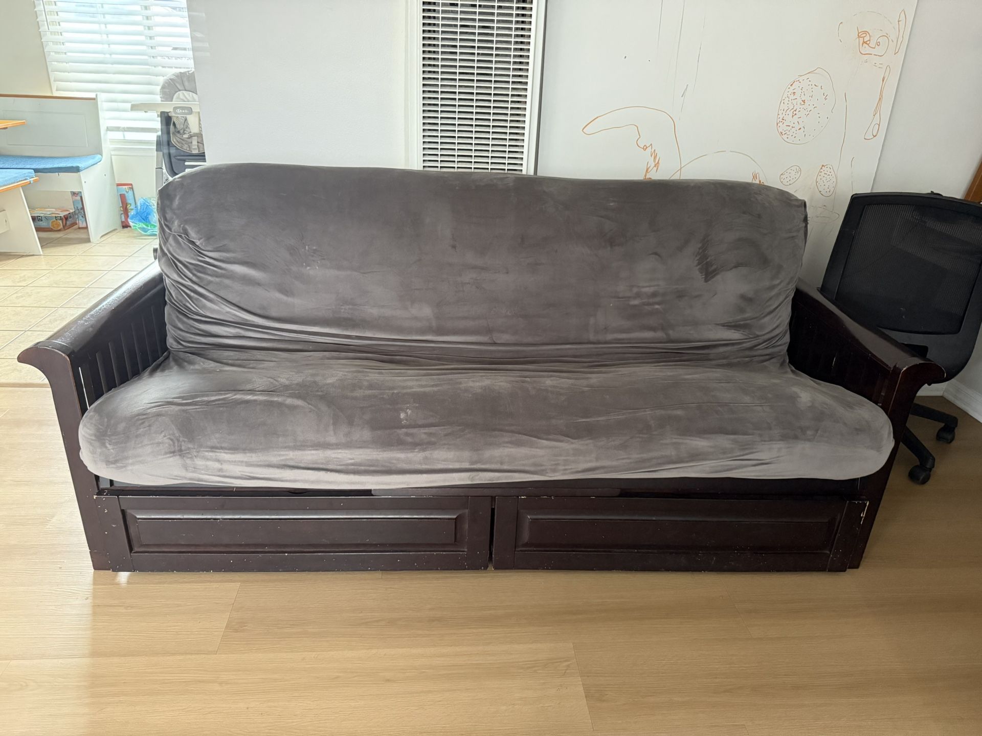 Full Size Futon With Wood Base