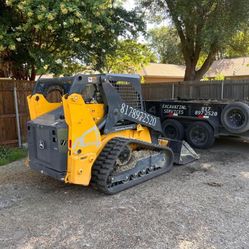 SKID STEER / MINI EXCAVATOR 