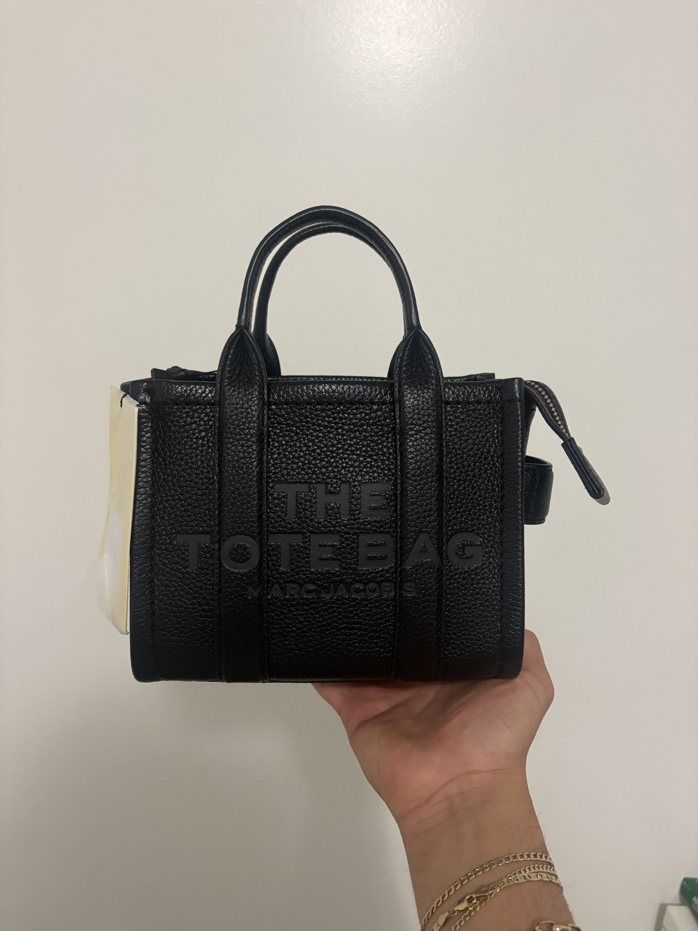 MARC JACOBS CROSSBODY