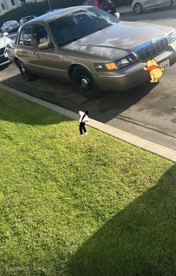2002 Mercury Grand Marquis