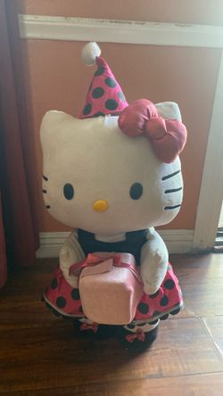 Jumbo Hello Kitty birthday greeter