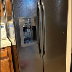 Refrigerator For Sale