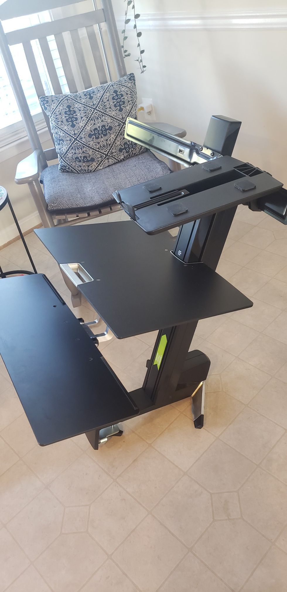 Ergotron workfit s LCD and laptop