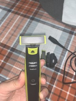 Philips Norelco One blade LIKE NEW.!!
