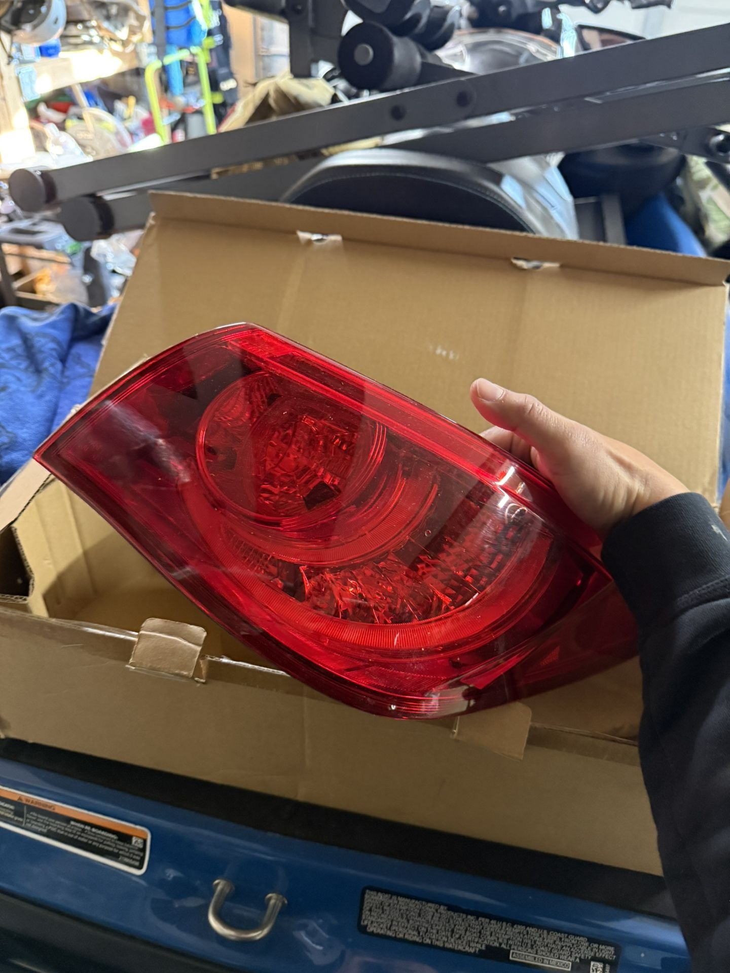 2015 Infinity Q50 Passenger Tail Light