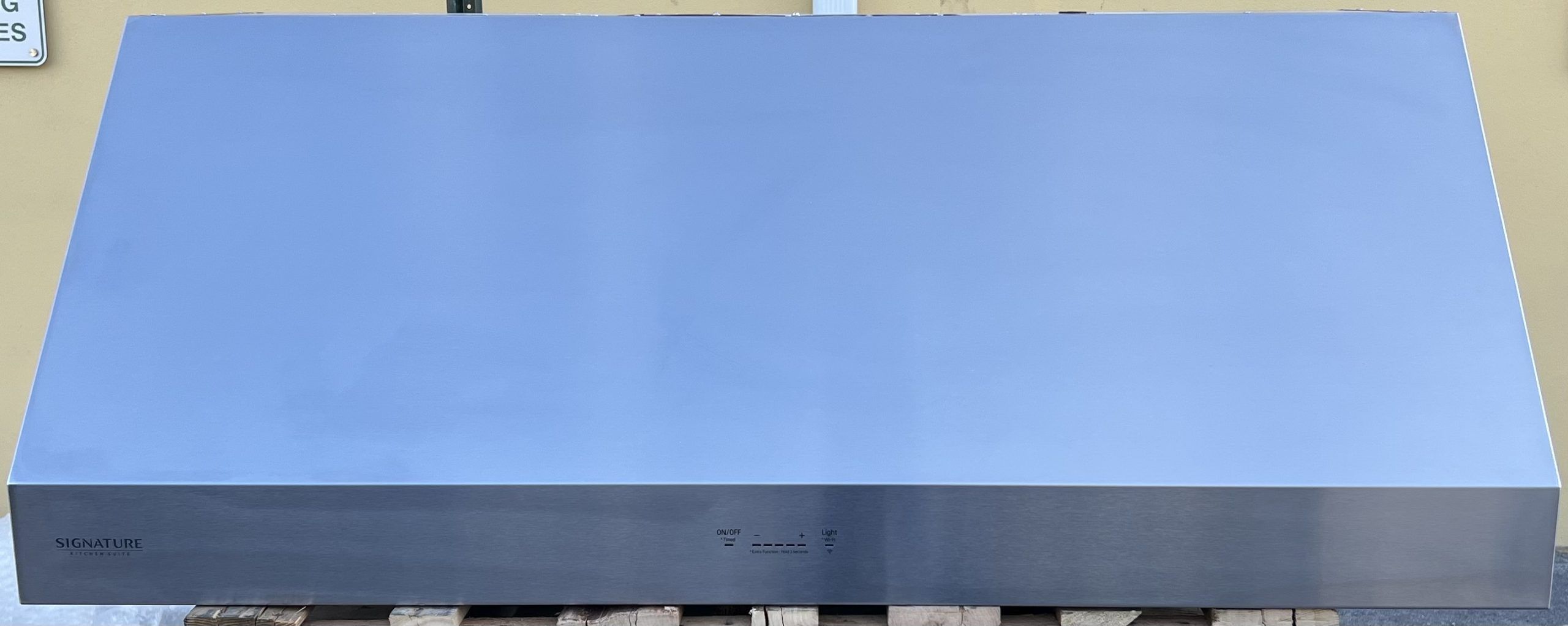 SIGNATURE KITCHEN SUITE Range Hood SKSPH4802S 02129 .