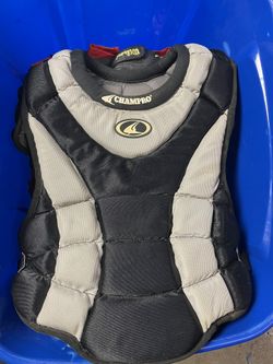 Catcher chest protector 