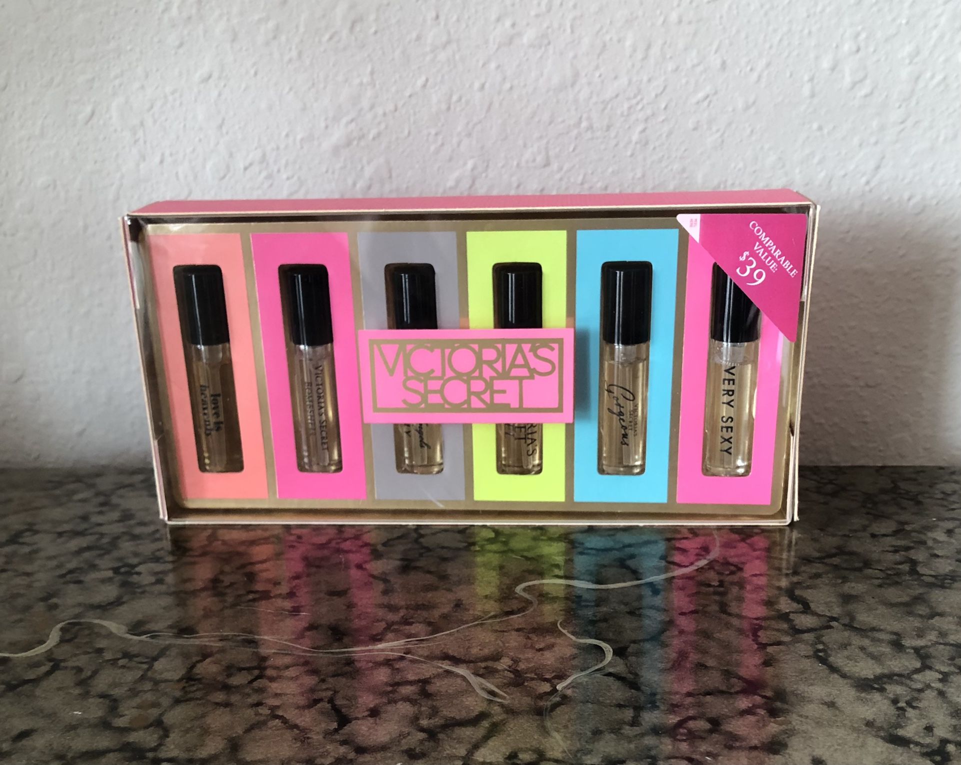 Victoria’s Secret 6pc Mini Eau De Parfum Gift Box Set .09fl oz Each-New In Box