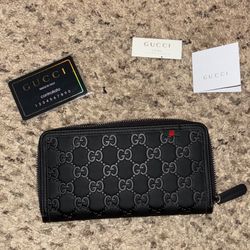 Gucci Women's Black Wallet