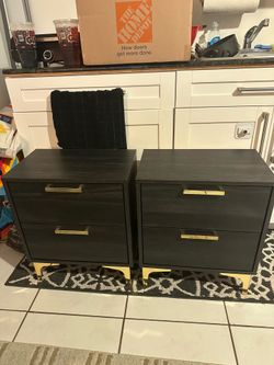 2 Night Stands
