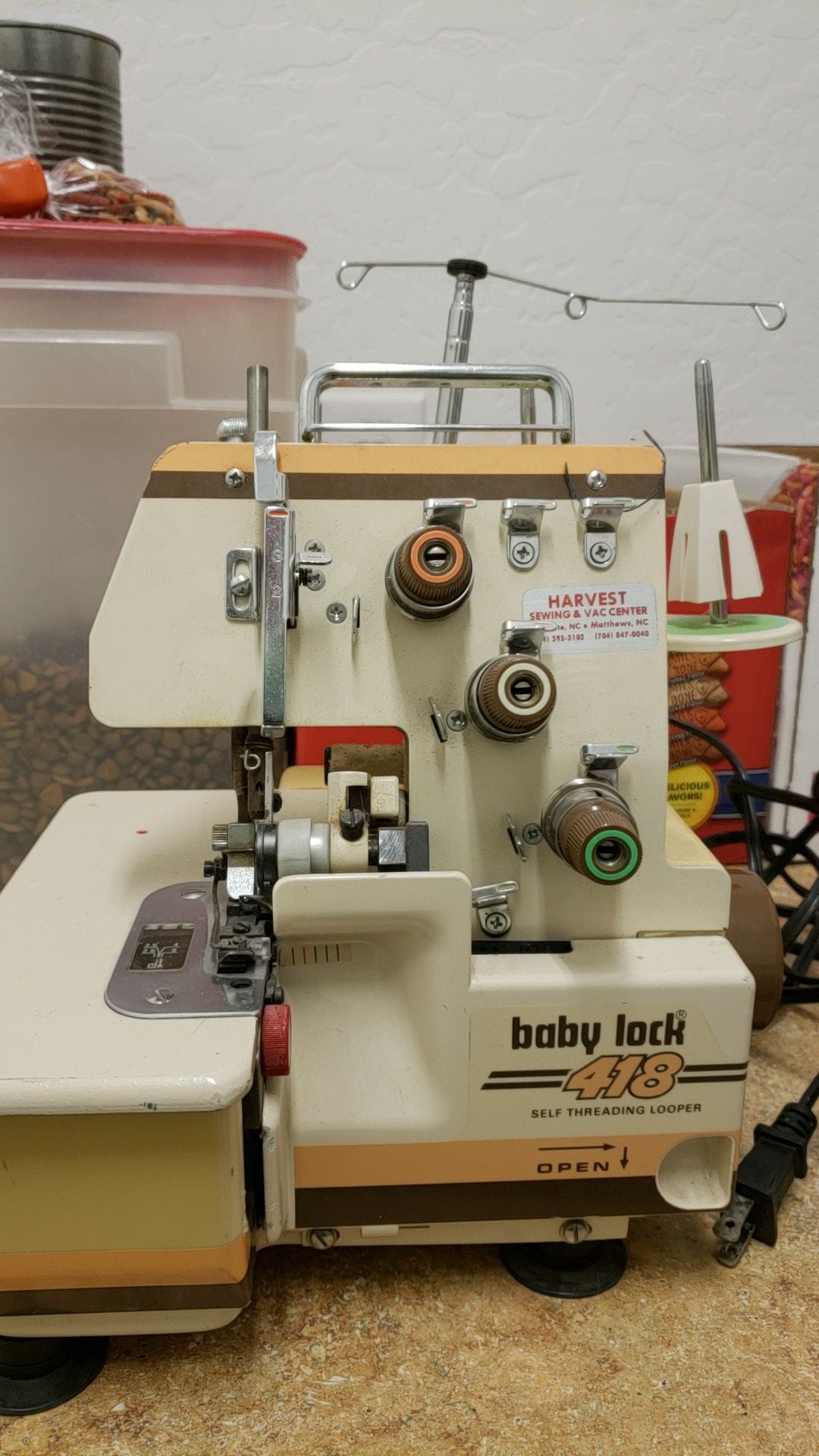 Juki Baby Lock 418 Serger Sewing Machine
