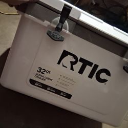 RTIC COOLER
