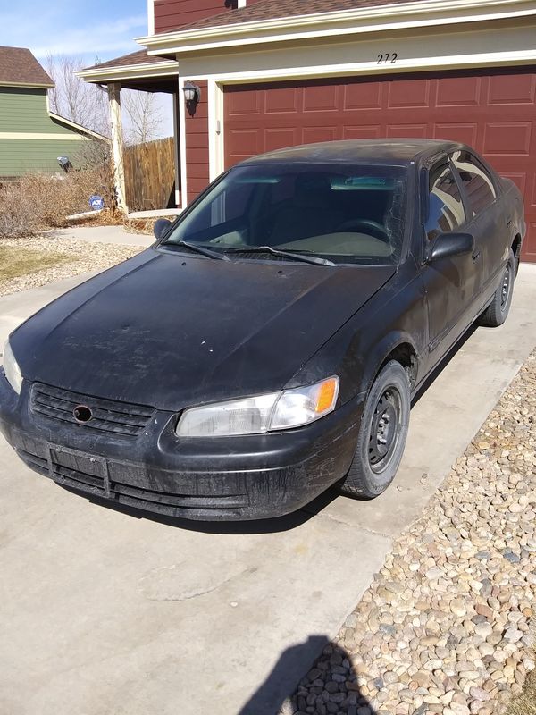 1999 Toyota Camry LE 4AT for Sale in Lochbuie, CO - OfferUp