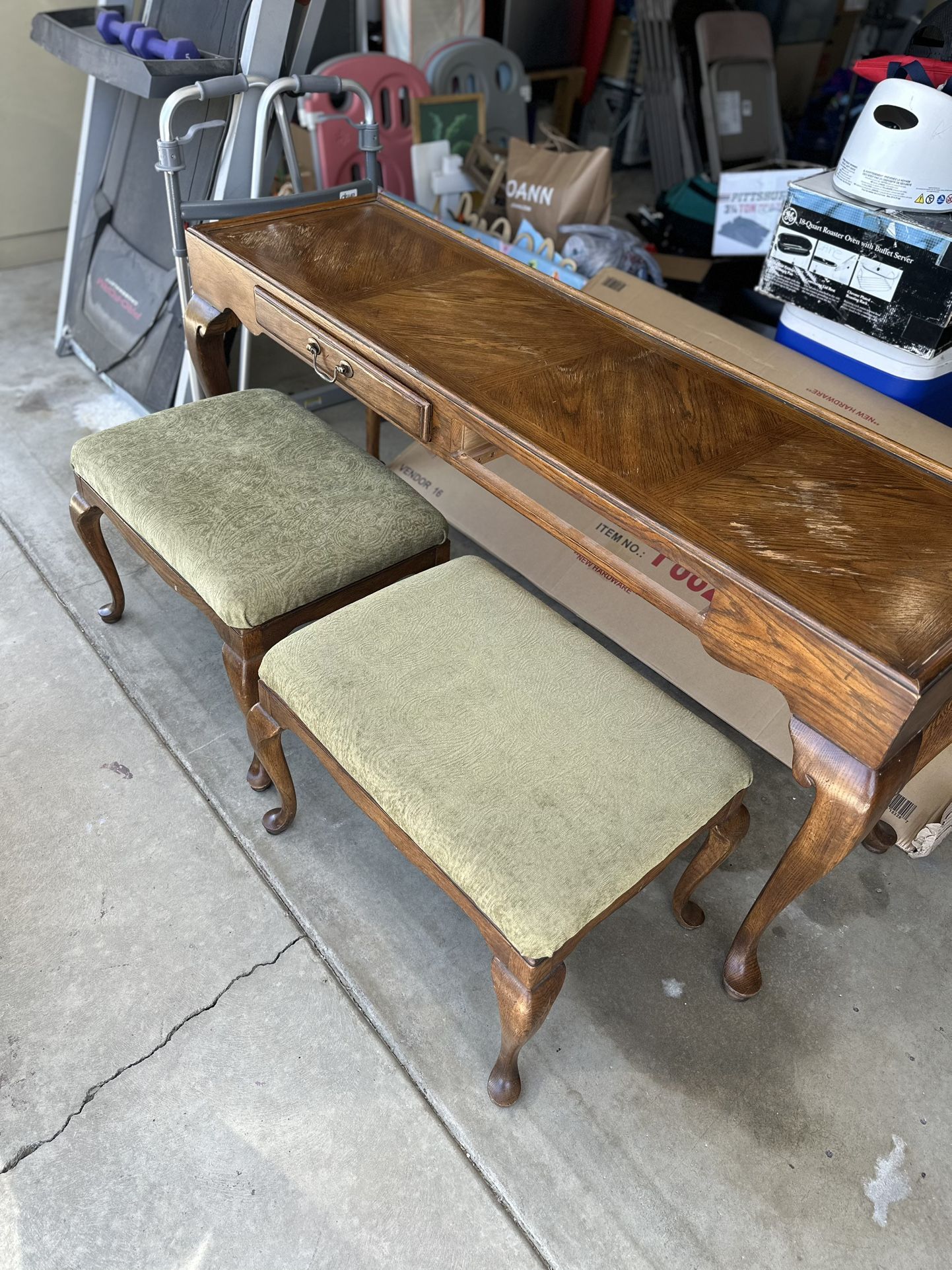 Table /Desk