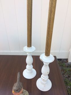 Pair of shabby chic candle holders with 2 candles